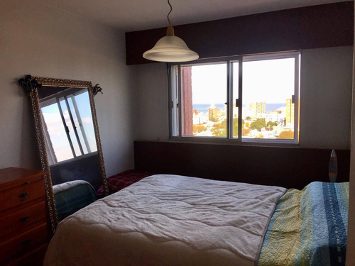 Apartamento En Venta De 3 Dormitorio En Buceo
