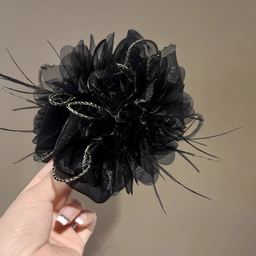 Clip De Pluma Elegante Con Flor Para El Cabello 2023