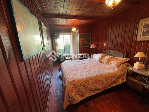 Oportunidad Casa Para Remodelar En Venta De 4d 4b. En Concón