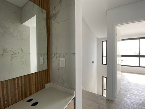 Venta Casa Housing - Nuevo Poeta Lugones - 2 Dorm