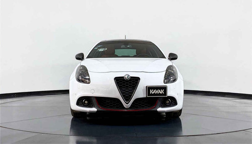 Imagen 2 de 15 de 108699 - Alfa Romeo Giulietta 2019 Con Garantía