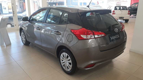Toyota Yaris Xs 1.5 6mt 5p Reserva Tu Cupo Ahora !!! Mr