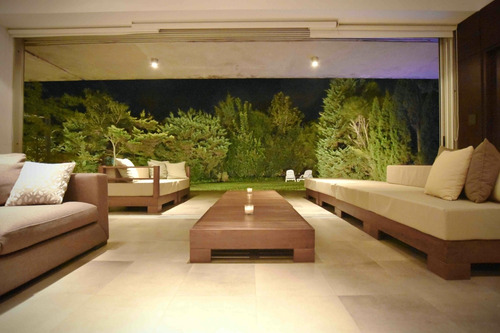 Imagen 4 de 14 de Dueño Casa De Diseño Única En La Mejor Ubicación
