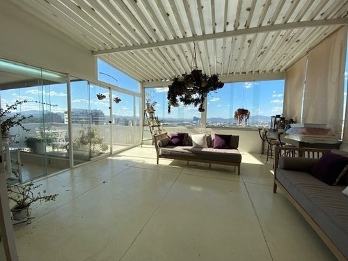 Imagen 25 de 30 de Amplio Penthouse Amueblado Con Maravillosa Vista A La Ciudad