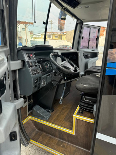 Ônibus Comil Campione Invictus Dd Seminovo Completo K400 6x2
