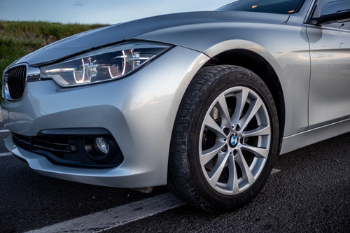 Imagen 9 de 15 de Bmw Serie 3 318 2018 Automático Plata, Como Nuevo