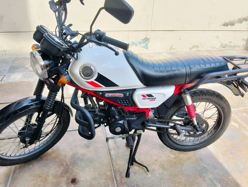 Bateria Nueva, Luces Led, Revisión Técnica,motor 125 C,