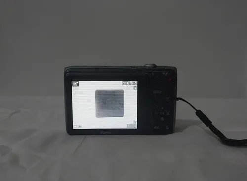 Amazon | Nikon デジタルカメラ COOLPIX S3700 ブラック 光学8倍