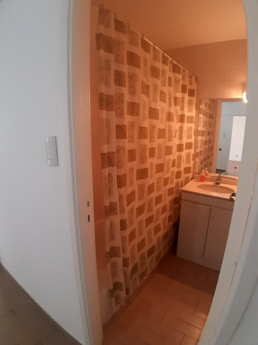 Imagen 6 de 16 de Departamento 4 Ambientes Con Balcón Al Frente