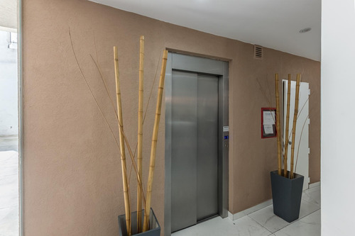 Departamento Monoambiente En Venta En San Martín Centro Apto Profesional
