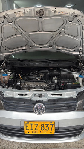 Volkswagen Voyage 1.6 Highline