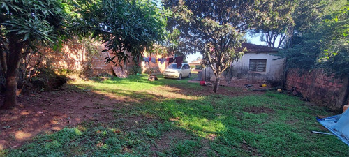 Vendo Casa En El Barrio Santa María, A Una Cuadra De La Ruta Sexta: 1 Habitación Y 2 Baños.
