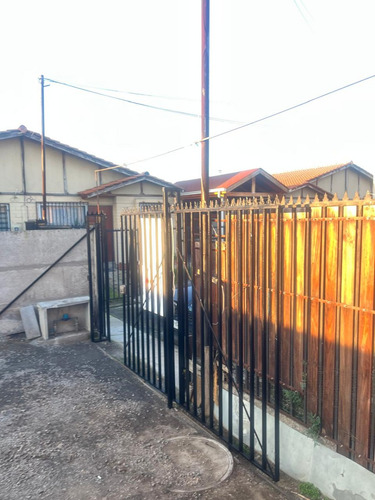 Villa Los Tilos, Casa Un Piso, Solida, Pareada, Vista Norte