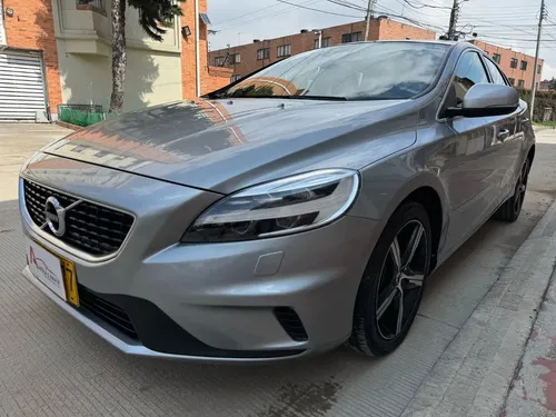 Volvo V40 2.0 T4 Drive-e R-design
