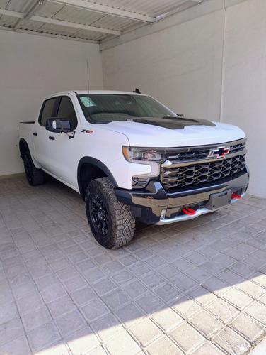 Chevrolet Cheyenne 6.2 Doble Cab Zr2 4X4 At