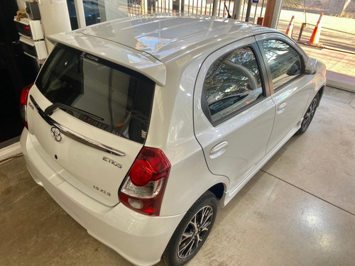 Imagen 3 de 7 de Toyota Etios Xls Pack 1.5 At 5 P 0km