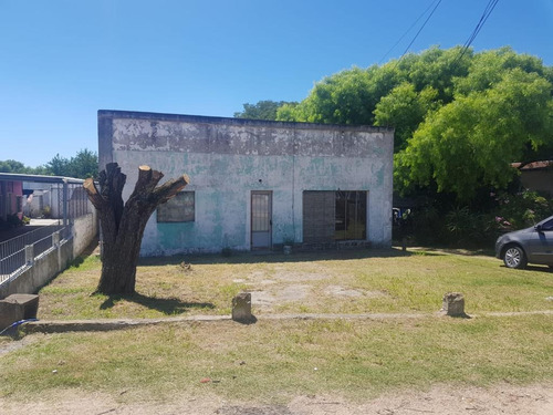 Oportunidad 2 Casas! Av. Artigas Y Bolivar, Progreso.-