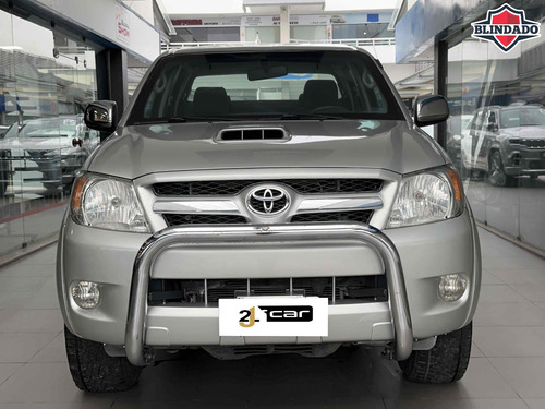 Toyota Hilux 3.0 SRV 4X4 CD 16V TURBO INTERCOOLER DIESEL 4P AUTOMĂTICO