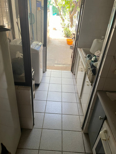 Se Vende Amplia Casa 5 D. 3b. Pedro Aguirre Cerda
