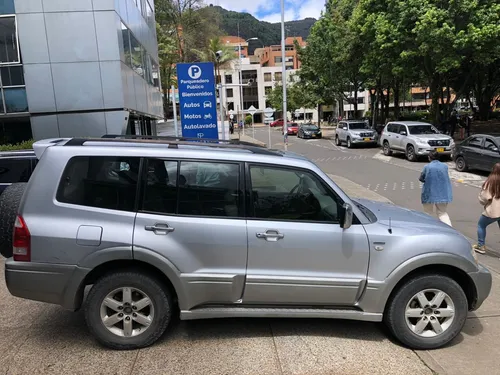 Mitsubishi Montero 3.8 V67
