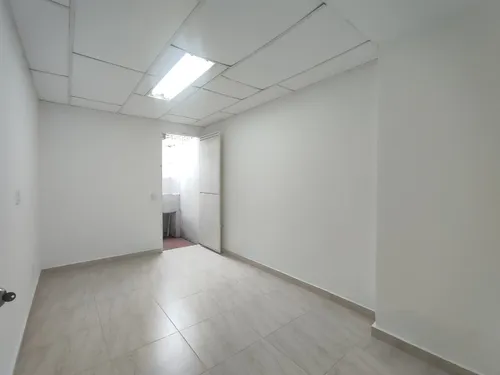 Local En Arriendo En Popular. Cod A25155