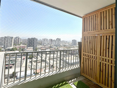 Departamento En Venta De 3 Dorm. En La Cisterna