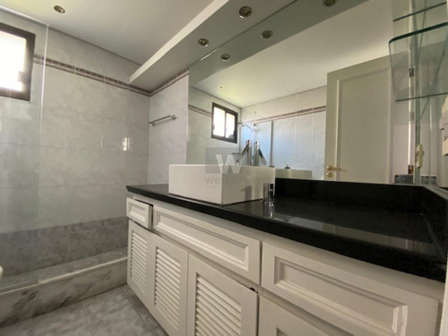 Imagen 24 de 30 de Venta Apartamento 4 Dormitorios Garage Puerto Del Buceo