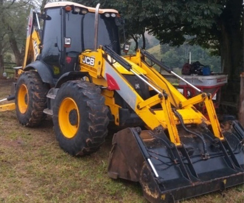 Imagem 3 de 3 de Jcb