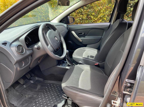 Renault Logan 1.6 Expression / Life +