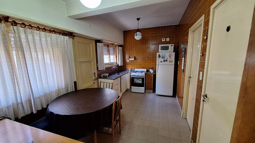 Casa En Miramar A Mts De La Peatonal. Zona 4