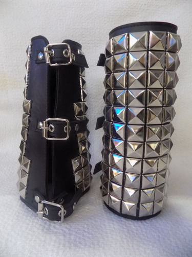Muñequeras Antebrazo De Cuero Con Tachas 18cm Que Sea Rock