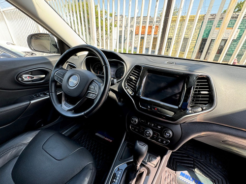 Jeep Cherokee 2020