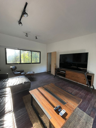 Alquiler Temporal. Espectacular Casa En Punta Ballena Con 4000 M2 De Terreno. 3 Dormitorios, 4 Baños, Piscina, Parrillero.