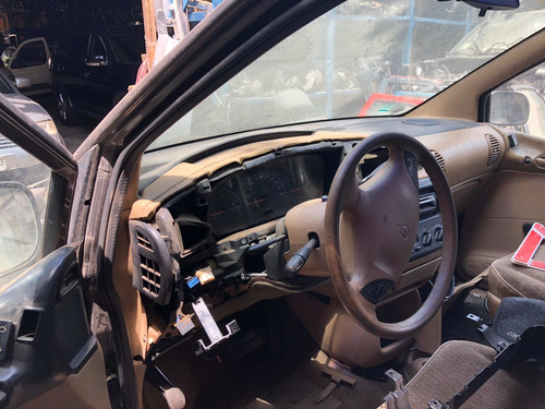 Dodge Caravan Desarme 3.3 Automática