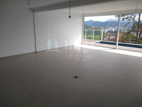 Imagem 26 de 29 de Casa Alto Padrão A Venda Em Brusque/sc - 1812