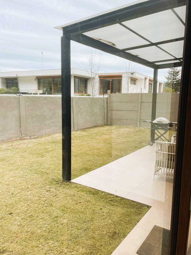 Casa Remodelada Cerca Club De Golf La Dehesa (75562)