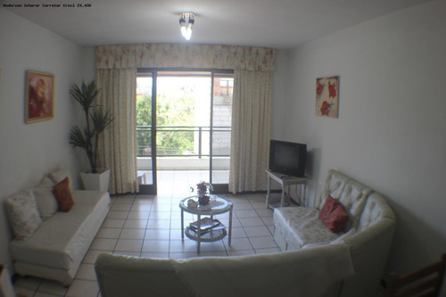 Apartamento Para Temporada Em Itapema, Meia Praia, 2 Dormitórios, 1 Suíte, 2 Banheiros, 1 Vaga - Aq302_1-854724