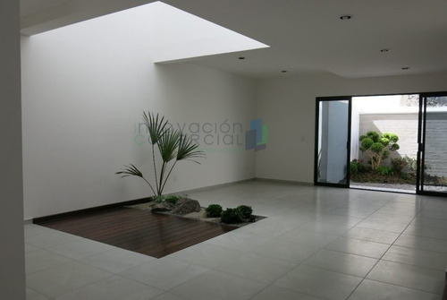 Imagen 2 de 19 de Estrene Casa Con Espacios Acogedores En Valle De Juriquilla