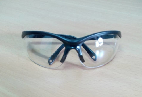 Lentes De Seguridad Tractor Safety Tipo Avispa Anti-niebla.