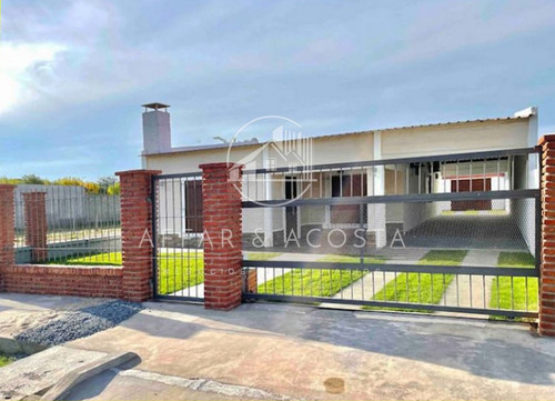 En Venta - Hermosa Propiedad En Villa Soriano