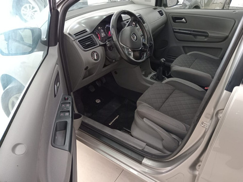 Volkswagen Suran 1.6 Highline Msi 110cv