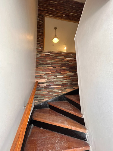 Casa Con Destino Comercial Y Recepciones Finales Al Día