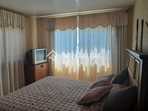 Casa En Venta Con 3 Departamentos Y Un Loft En Valparaíso