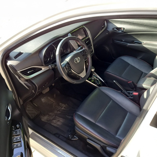 Imagen 9 de 21 de Toyota Yaris S Automania