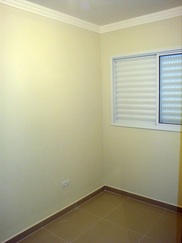 Imagem 8 de 12 de Excelente Sobrado Individual Com 3 Dorms Na Cidade Líder