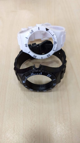 2 Pulseiras Champion 1 Preta 1 Branca Cp30119x Modelo Grande