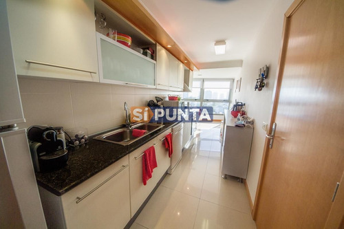 Imagen 4 de 10 de Apartamento En Venta - Brava