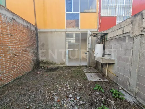 Casa En Venta En Galaxia La Laguna, Cerca De Bulevar Carmelitas.