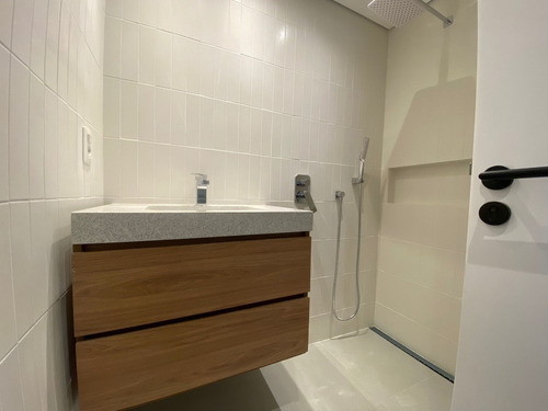 Venta Apartamento 3 Dormitorios Rentado Ciudad Vieja Alma Duc