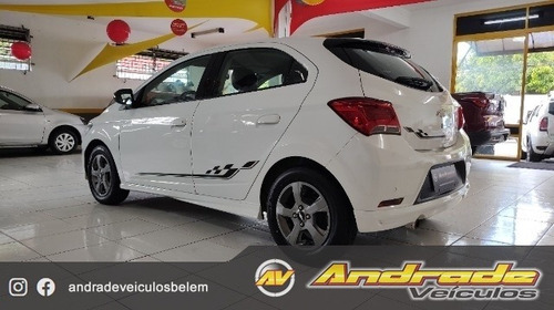 Imagem 6 de 12 de Chevrolet Onix Effect 1.4